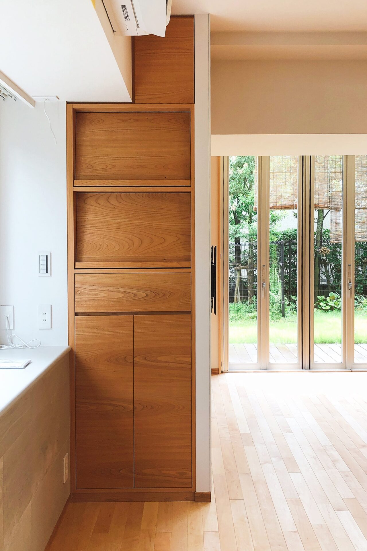 オーダー家具,東京,無垢家具,レコード収納,収納棚,山桜