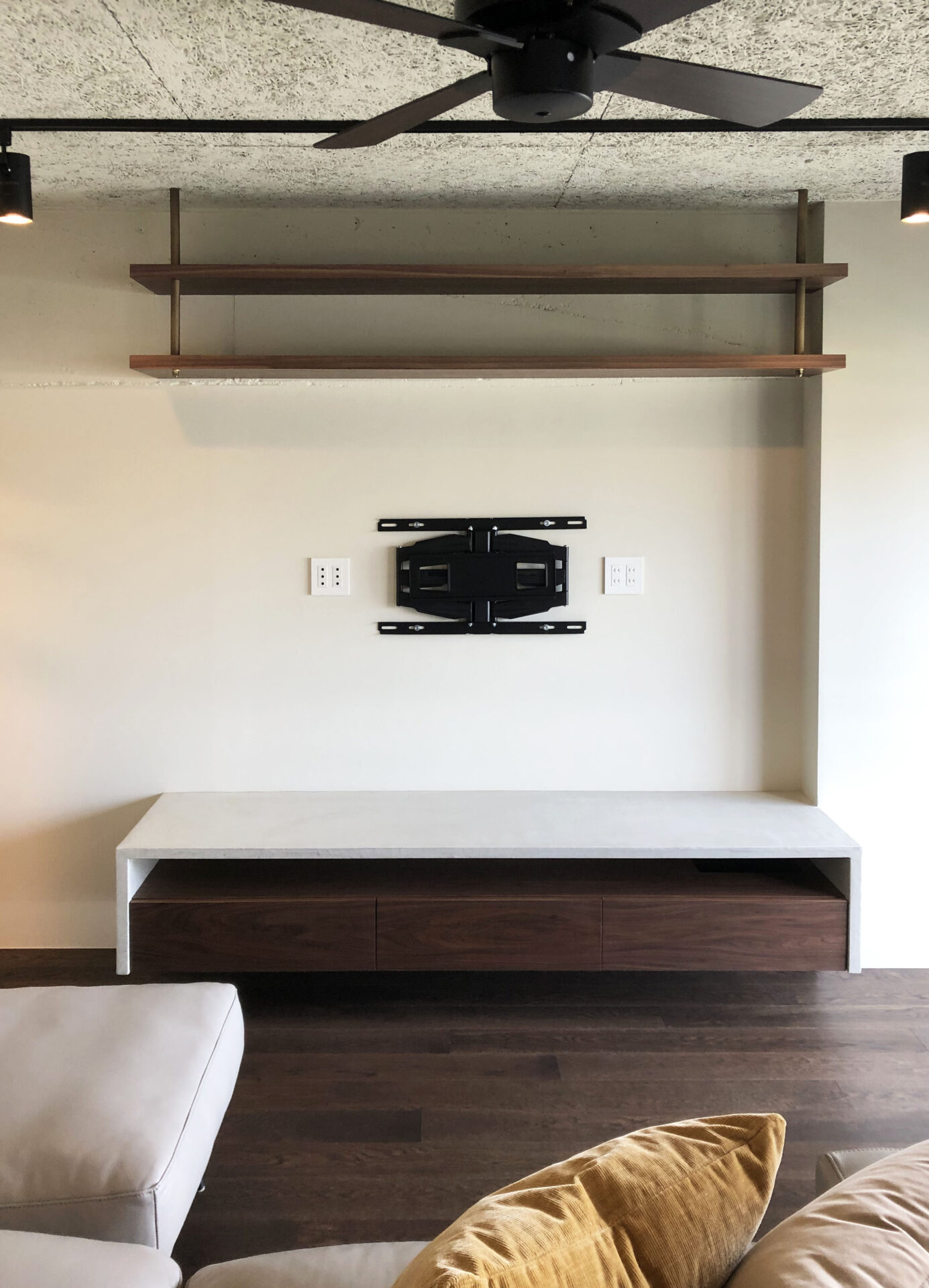 テレビボード・壁面棚