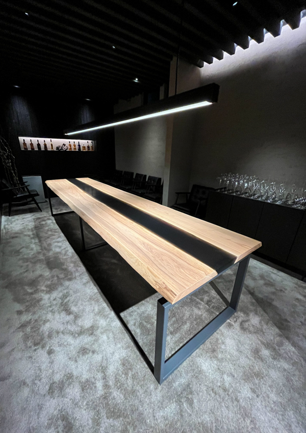 ダイニングテーブル