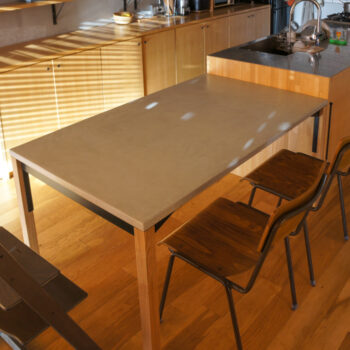 ダイニングテーブル