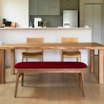 ダイニングテーブル