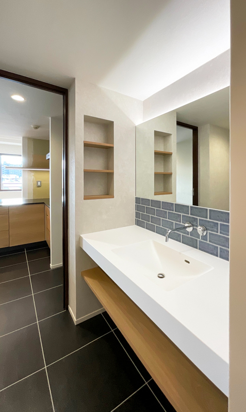 洗面カウンター